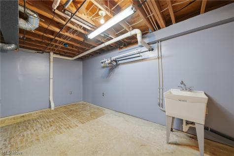 5155 Oakvale Street SW Canton OH 44706