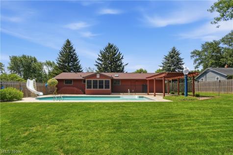5155 Oakvale Street SW Canton OH 44706