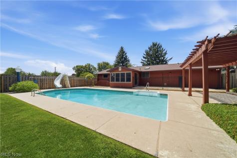 5155 Oakvale Street SW Canton OH 44706