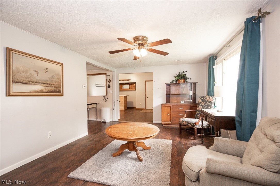 12762 Saint James Drive Mantua OH 44255