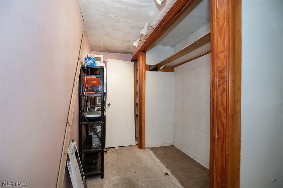12762 Saint James Drive Mantua OH 44255
