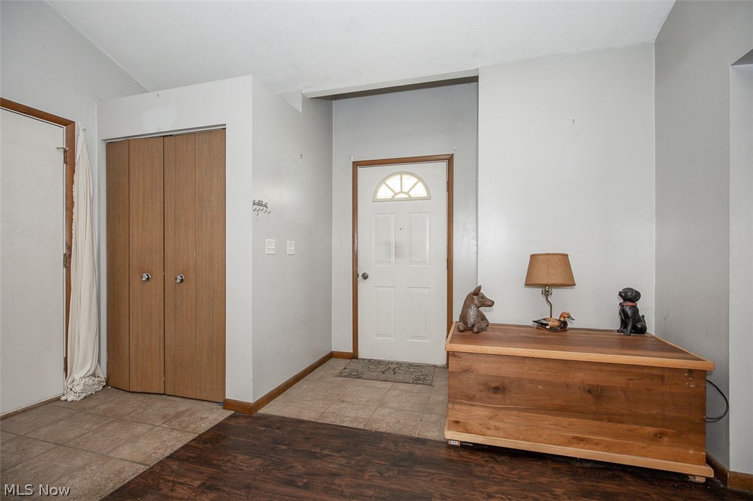 12762 Saint James Drive Mantua OH 44255