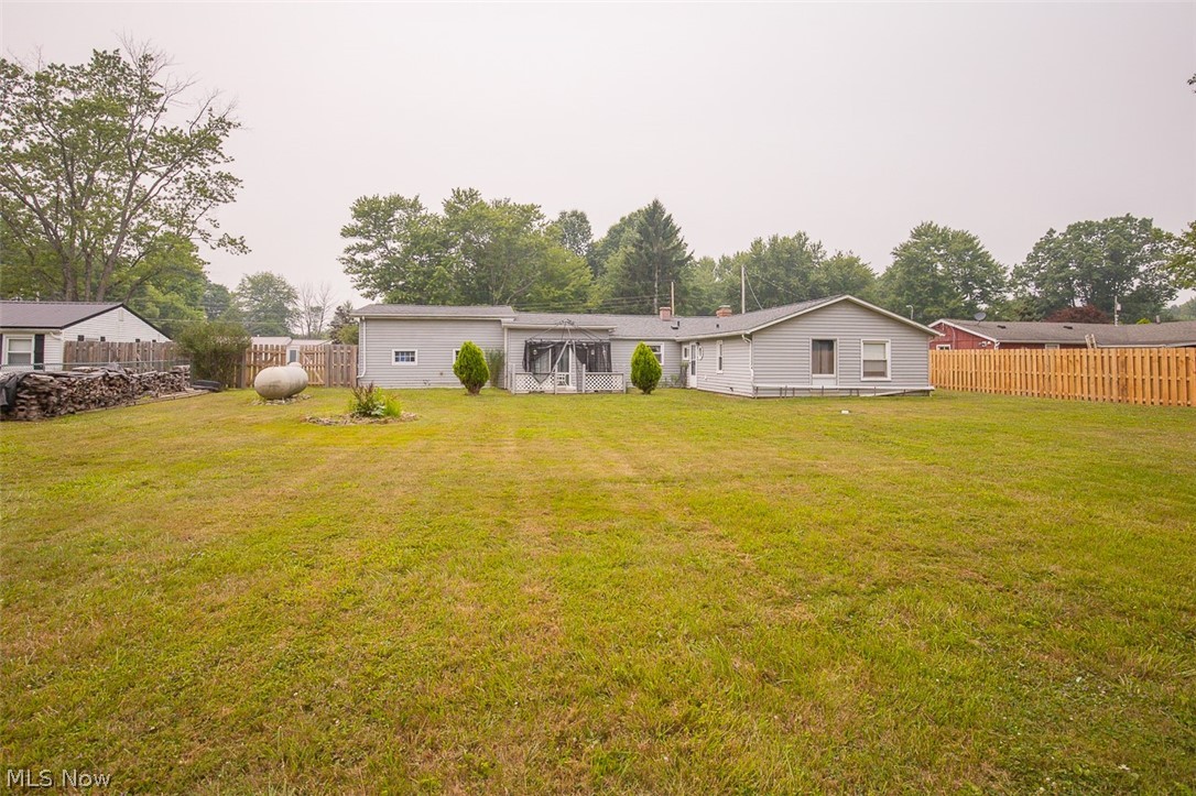 12762 Saint James Drive Mantua OH 44255