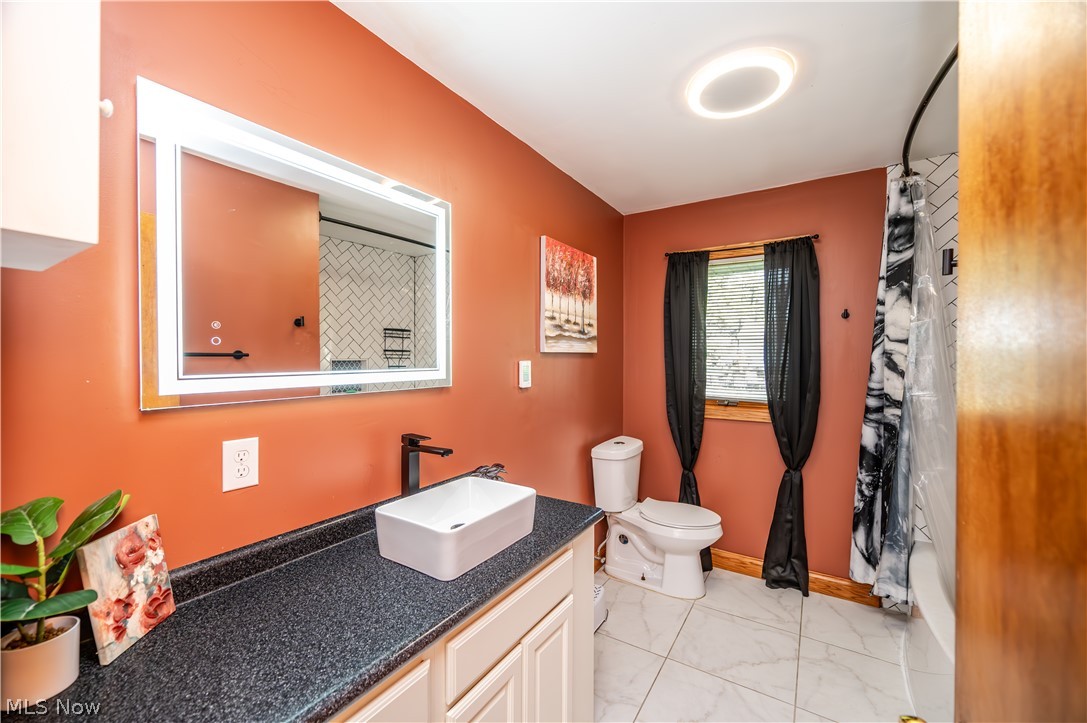 3832 Edinburgh Drive Austintown OH 44511