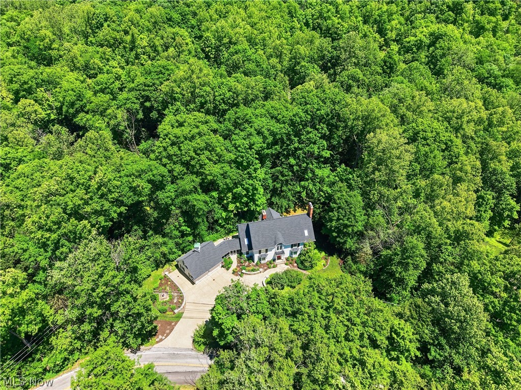 37475 Jackson Road Chagrin Falls OH 44022