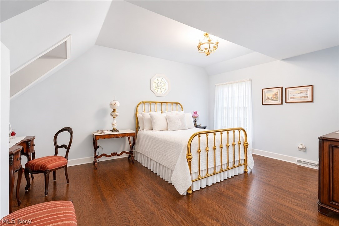 37475 Jackson Road Chagrin Falls OH 44022