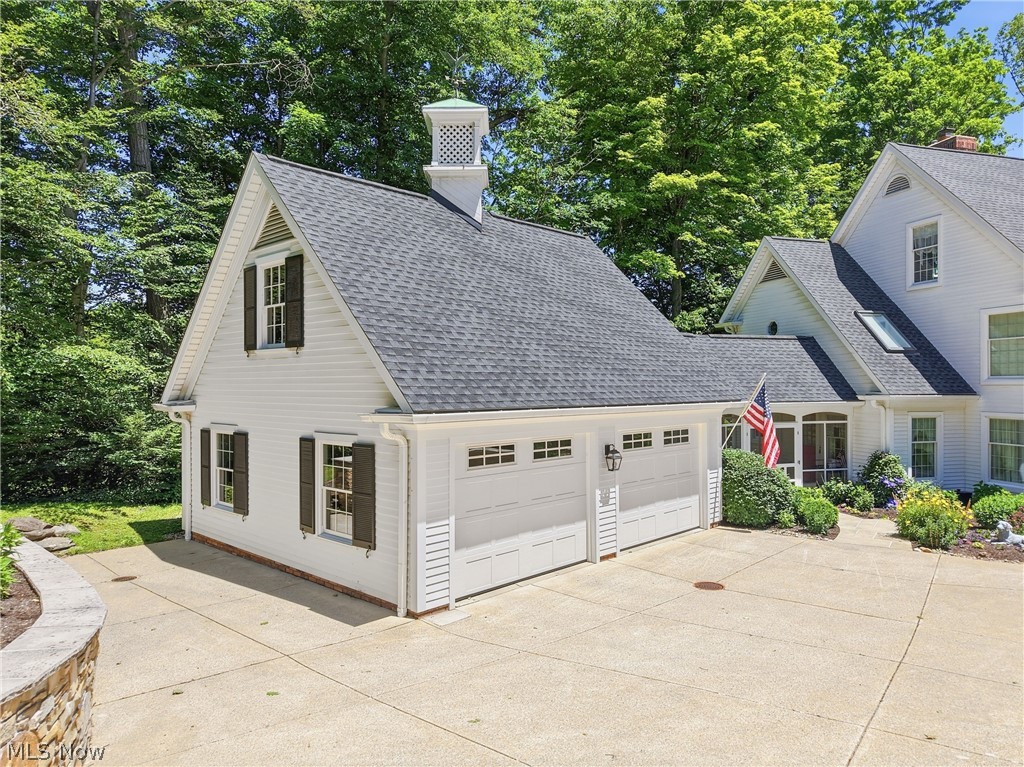 37475 Jackson Road Chagrin Falls OH 44022
