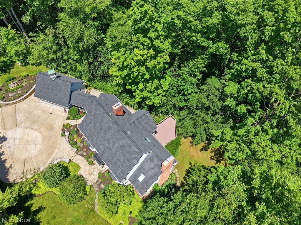 37475 Jackson Road Chagrin Falls OH 44022