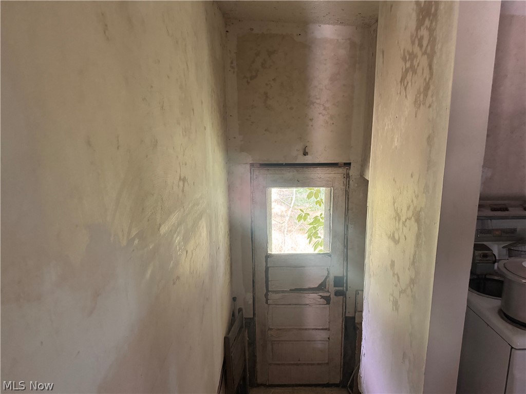 1561 Simcoe Avenue Akron OH 44305