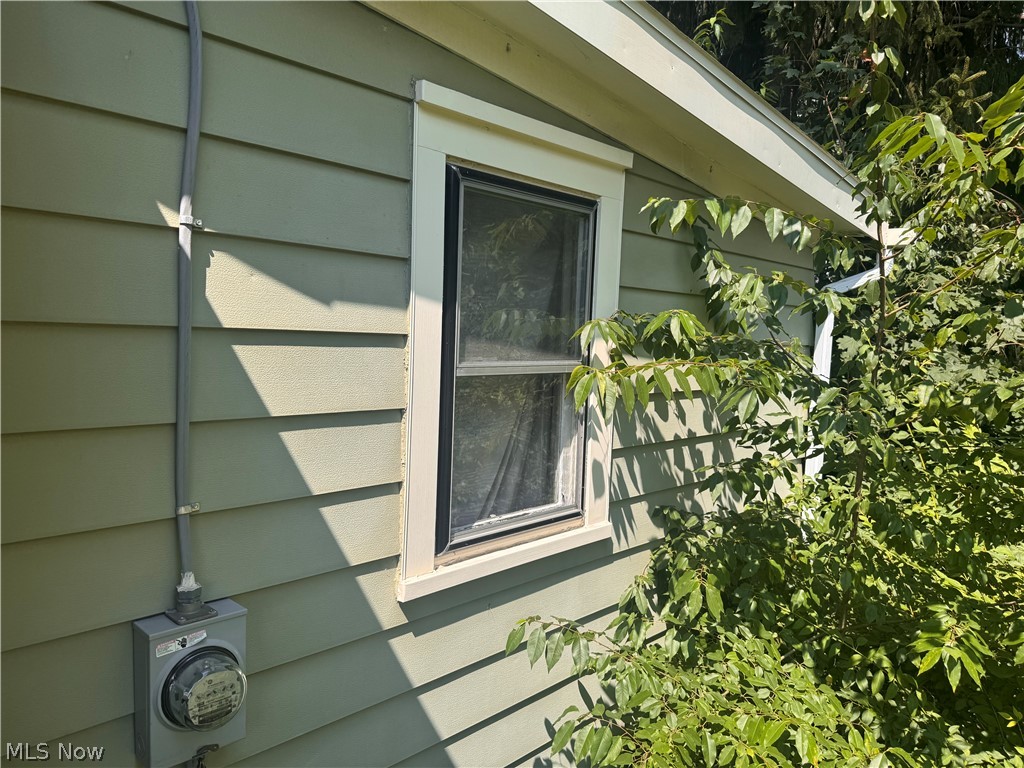 1561 Simcoe Avenue Akron OH 44305