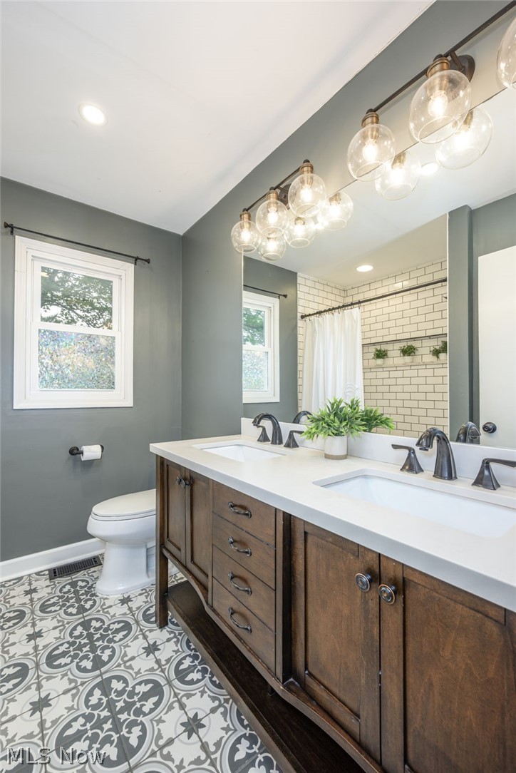 496 Howe Road Kent OH 44240