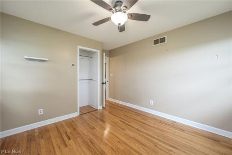 496 Howe Road Kent OH 44240