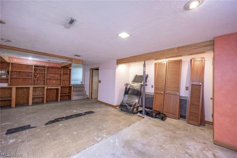 496 Howe Road Kent OH 44240