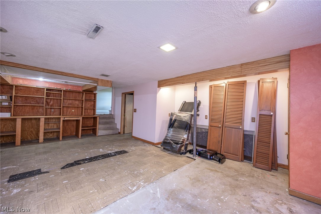 496 Howe Road Kent OH 44240