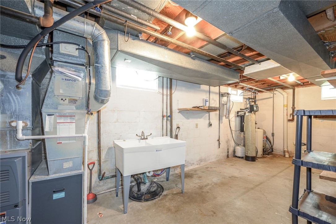 496 Howe Road Kent OH 44240