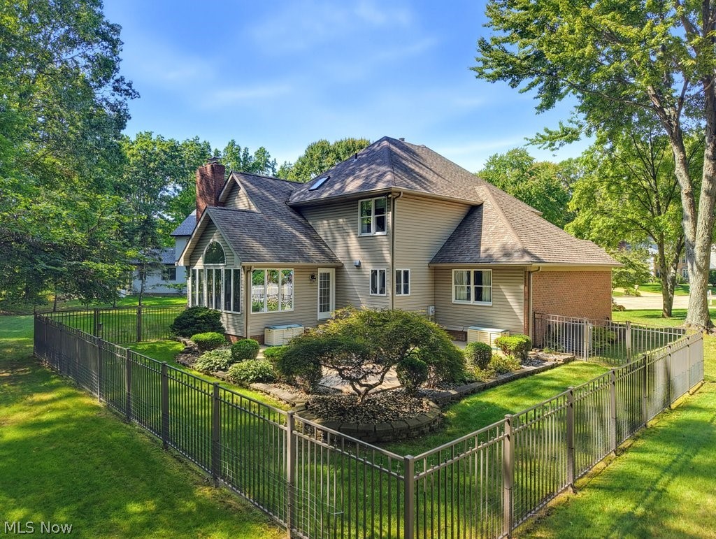 4105 Highpoint Drive Green OH 44685