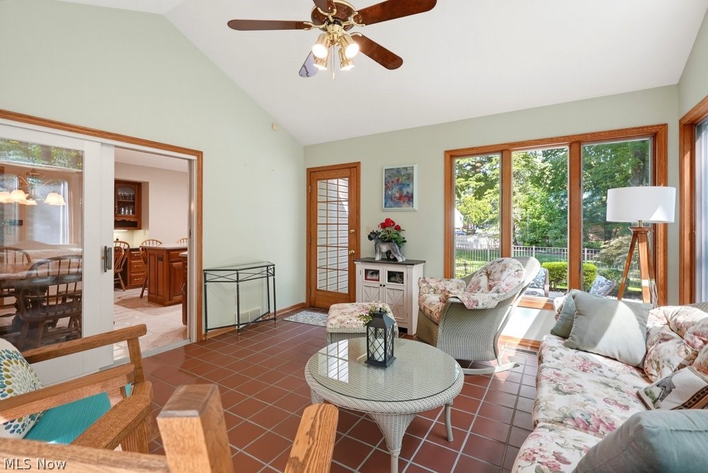 4105 Highpoint Drive Green OH 44685