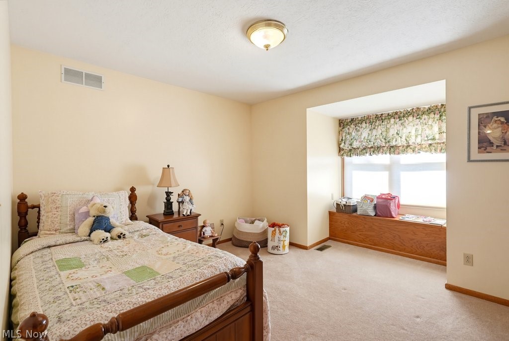 4105 Highpoint Drive Green OH 44685
