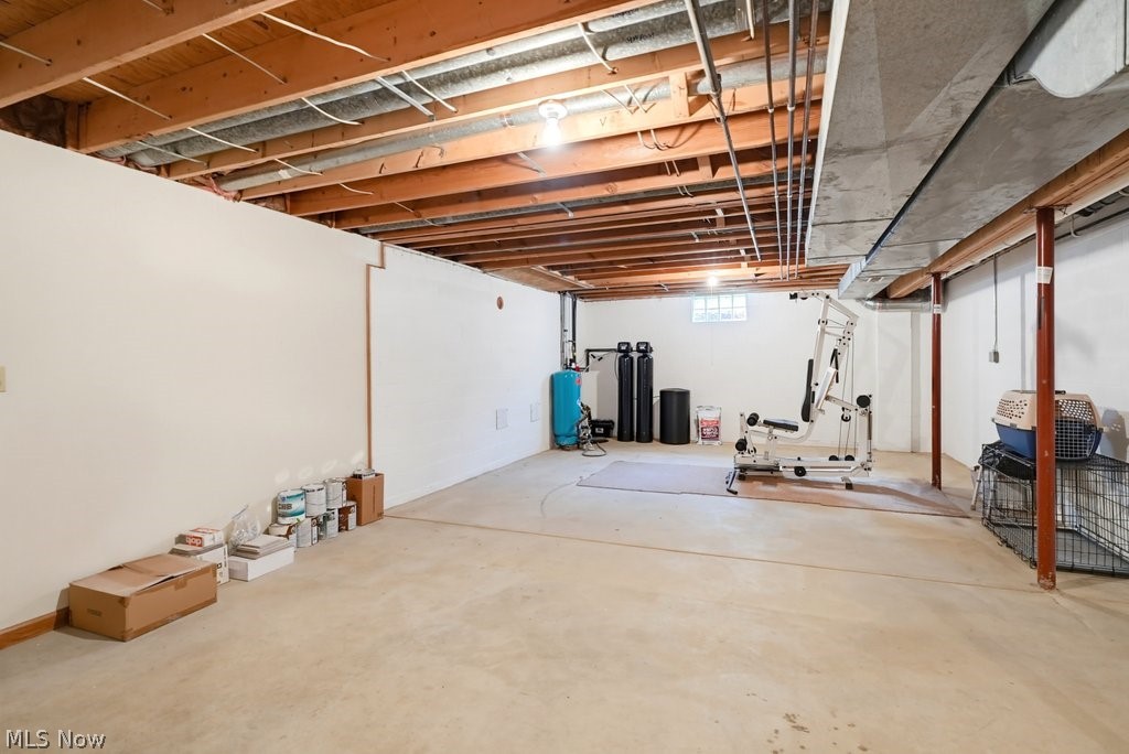 4105 Highpoint Drive Green OH 44685