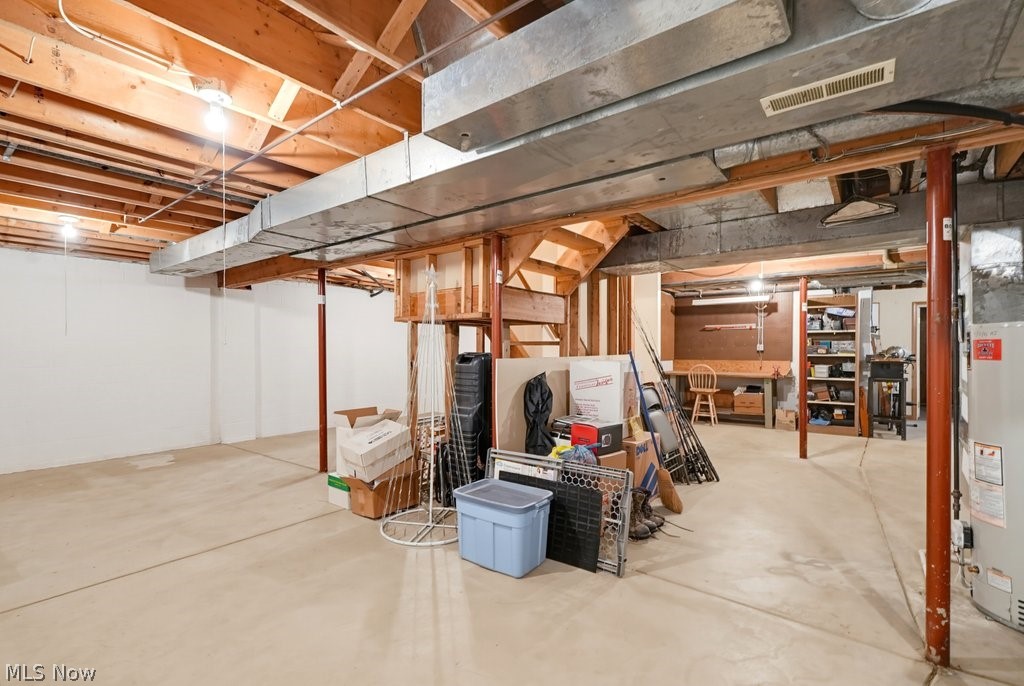4105 Highpoint Drive Green OH 44685