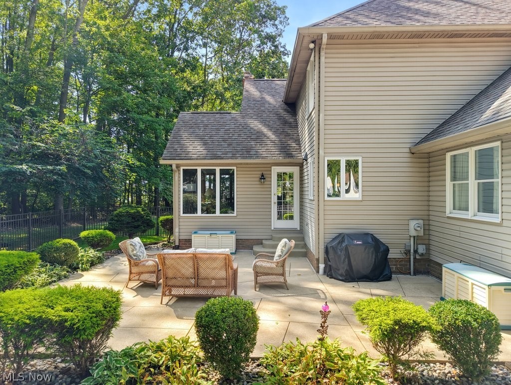 4105 Highpoint Drive Green OH 44685