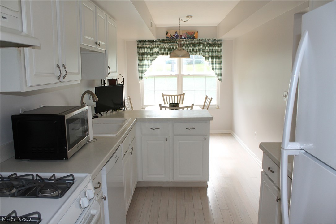 8293 Robinwood Terrace Macedonia OH 44056
