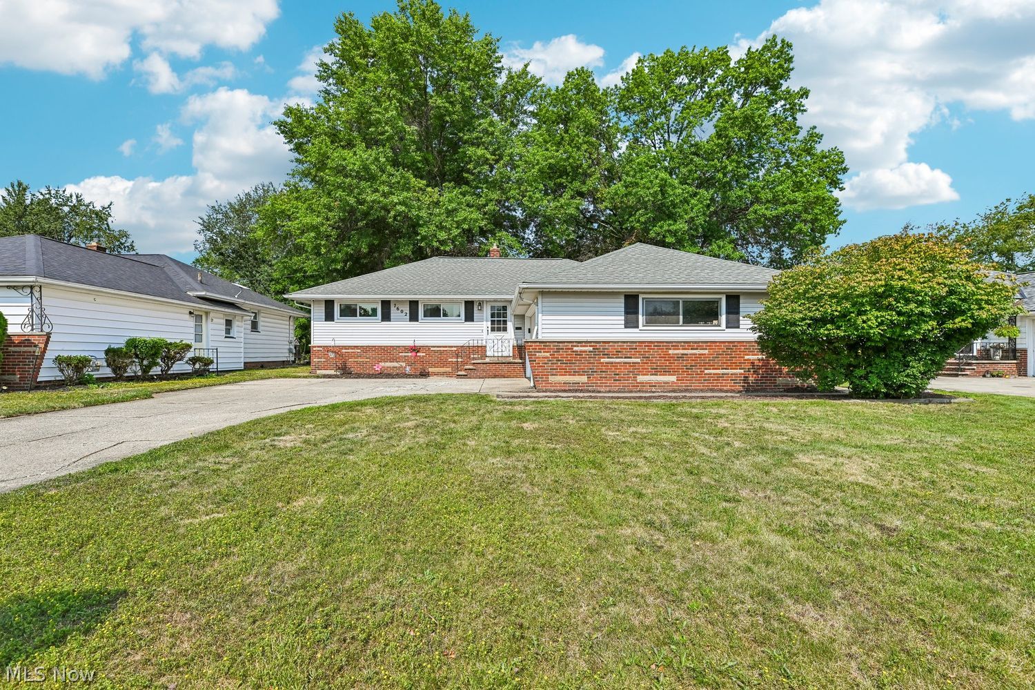 7602 Zona Lane Parma OH 44130