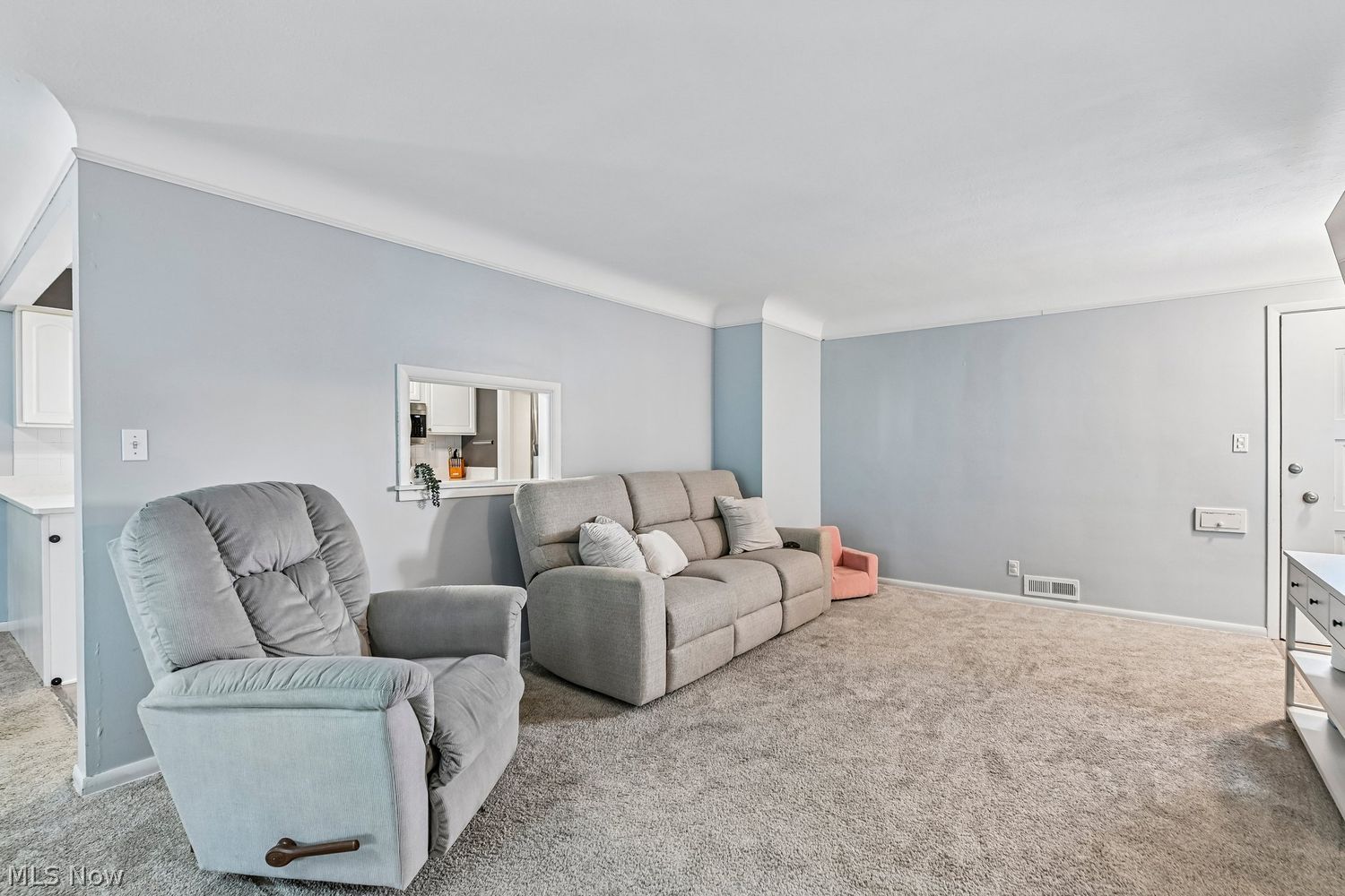 7602 Zona Lane Parma OH 44130
