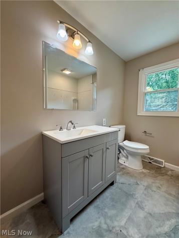 9934 Georgetown Street Louisville OH 44641