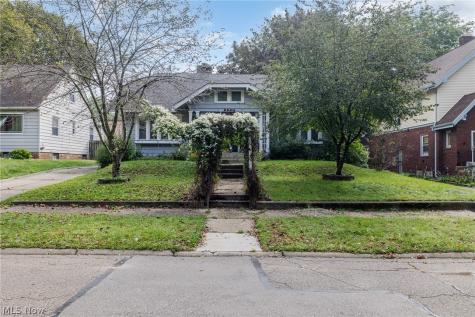 473 S Sunset View Drive Akron OH 44320