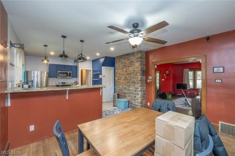 473 S Sunset View Drive Akron OH 44320