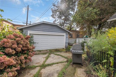 473 S Sunset View Drive Akron OH 44320