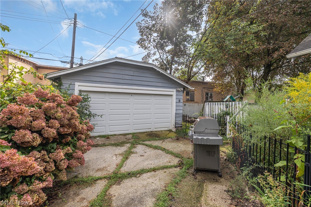 473 S Sunset View Drive Akron OH 44320