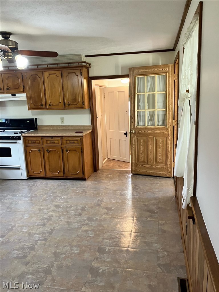 1517 W Garfield Road Columbiana OH 44408