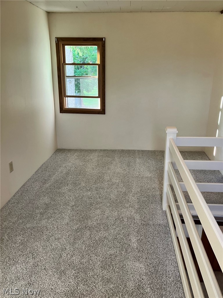 1517 W Garfield Road Columbiana OH 44408