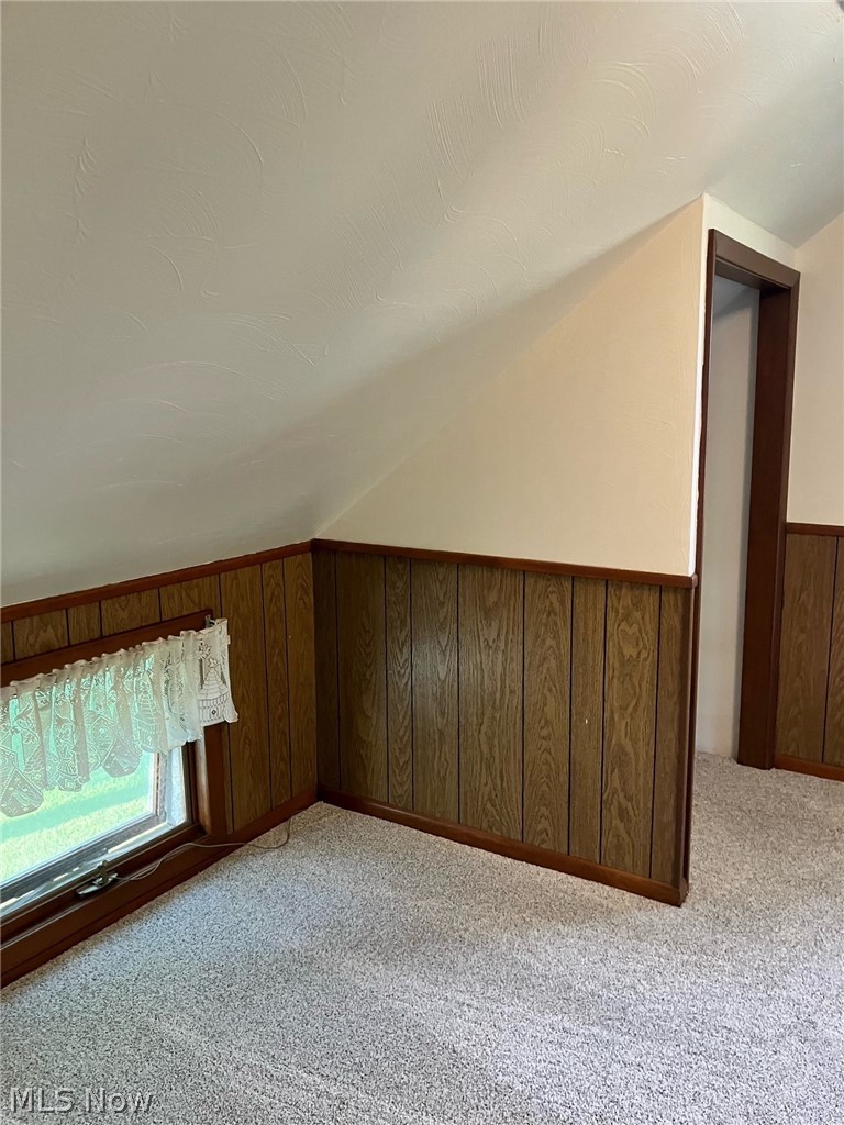 1517 W Garfield Road Columbiana OH 44408