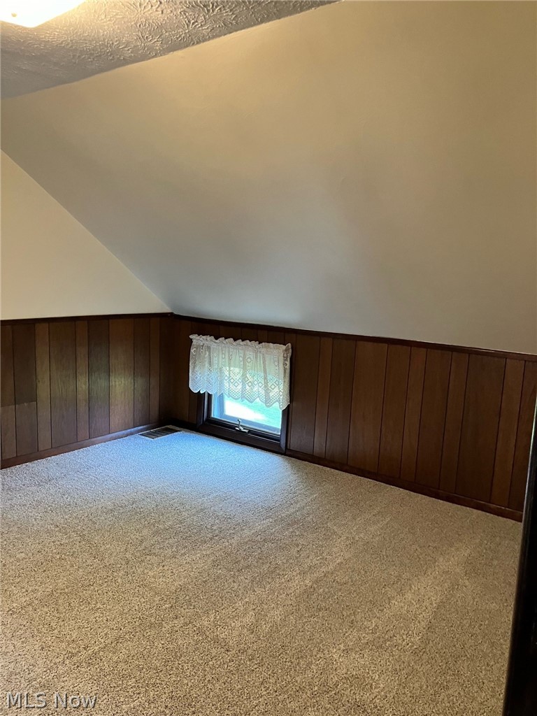 1517 W Garfield Road Columbiana OH 44408