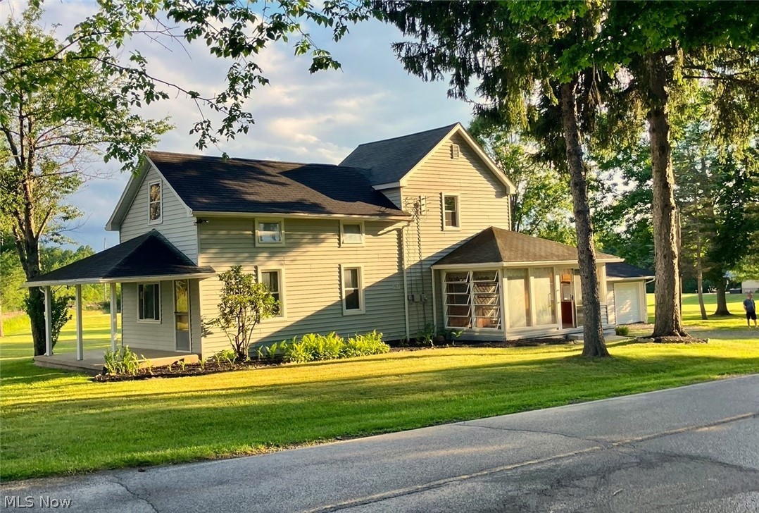 1517 W Garfield Road Columbiana OH 44408
