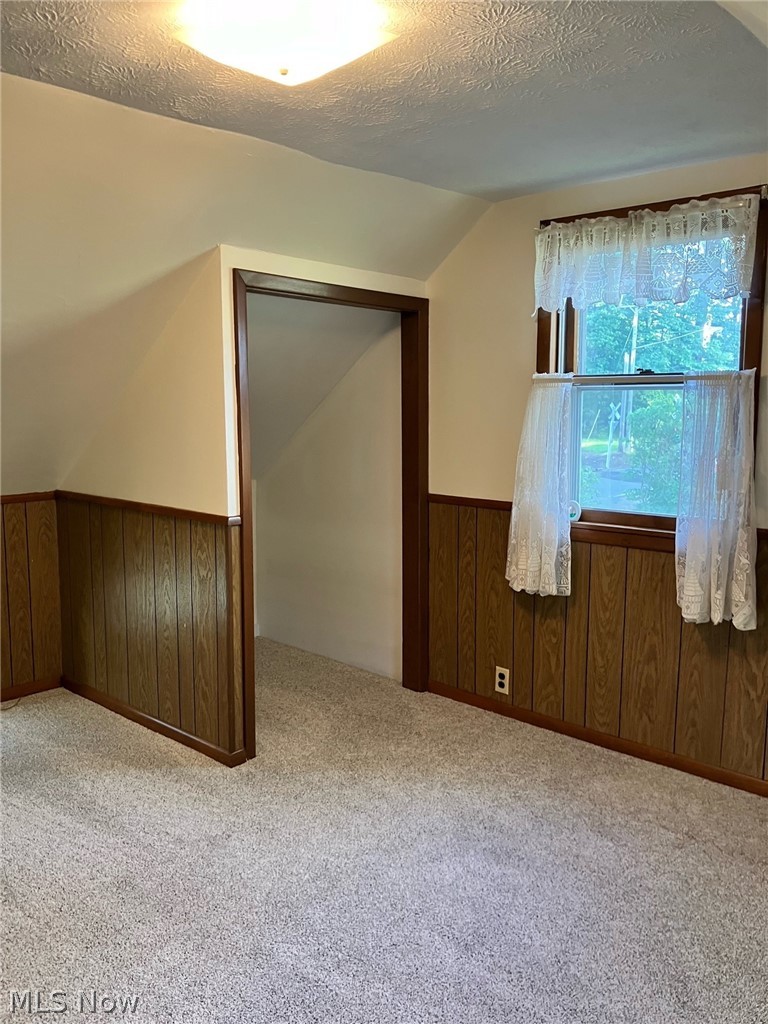 1517 W Garfield Road Columbiana OH 44408