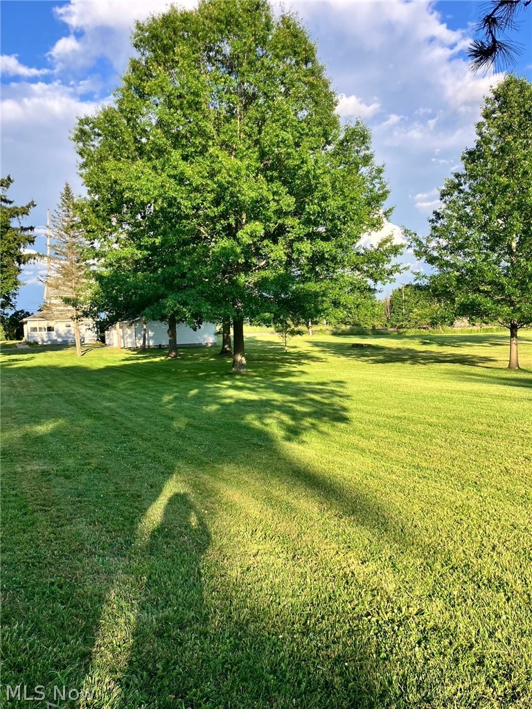 1517 W Garfield Road Columbiana OH 44408