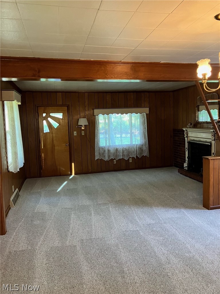 1517 W Garfield Road Columbiana OH 44408