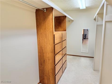 33162 Eagles Glen Court North Ridgeville OH 44039