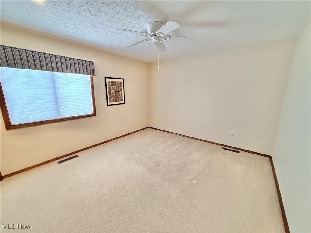 33162 Eagles Glen Court North Ridgeville OH 44039
