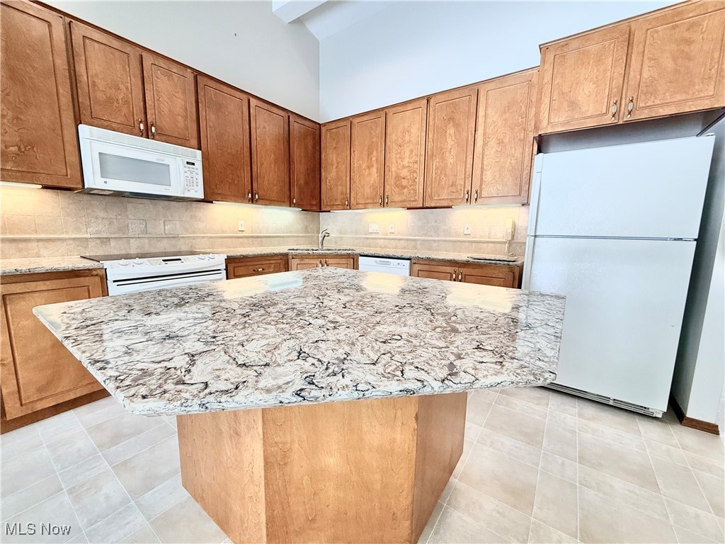 33162 Eagles Glen Court North Ridgeville OH 44039