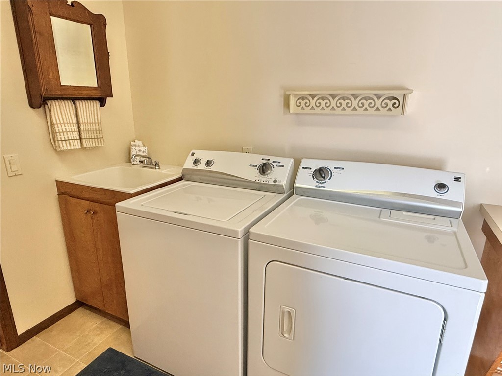 33162 Eagles Glen Court North Ridgeville OH 44039