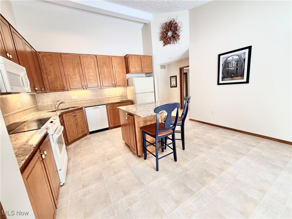 33162 Eagles Glen Court North Ridgeville OH 44039