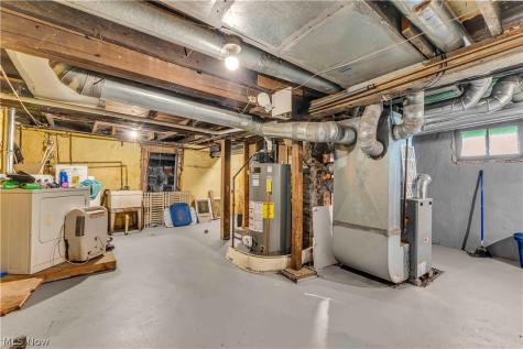 2364 Mogadore Road Akron OH 44312
