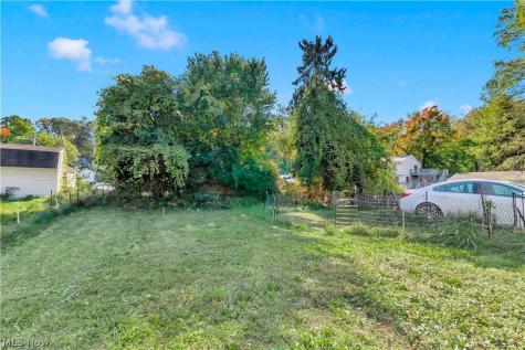 2364 Mogadore Road Akron OH 44312