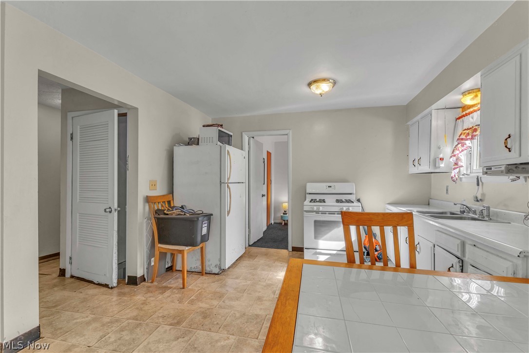 2364 Mogadore Road Akron OH 44312