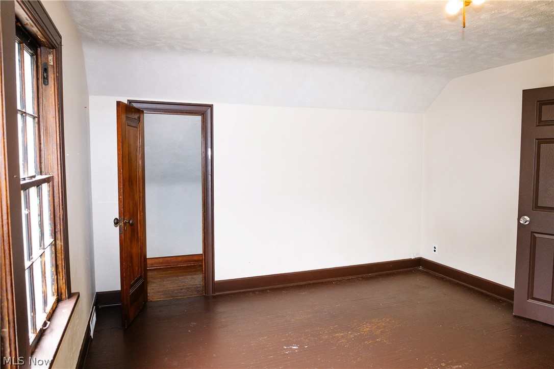 472 W 6th Street Mansfield OH 44903